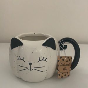 Halloween Cat Pumpkin Shape Brand New Mug.